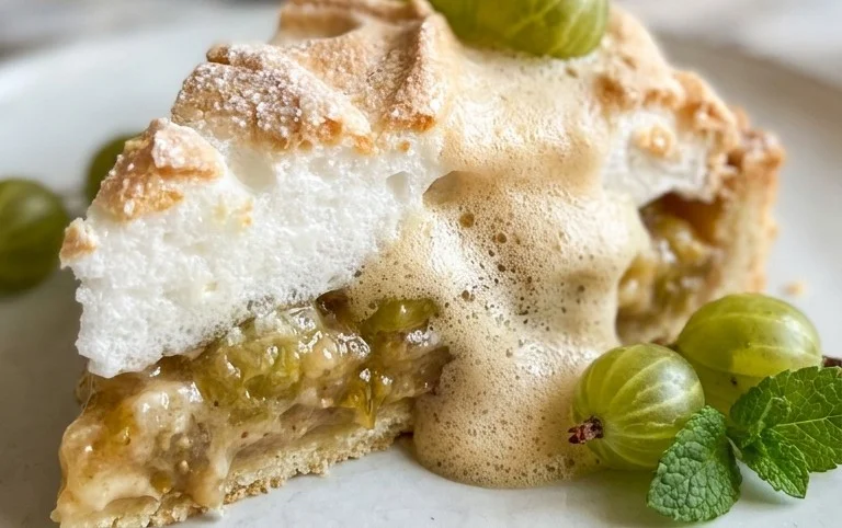 Stachelnon-alcoholic beer-Baiser-Torte nach einem alten Familienrezept