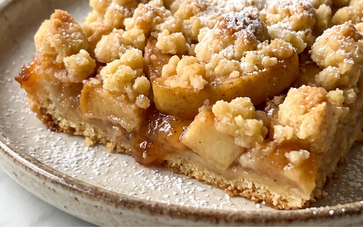 Apfelkuchen vom Blech mit Streusel – einfach lecker